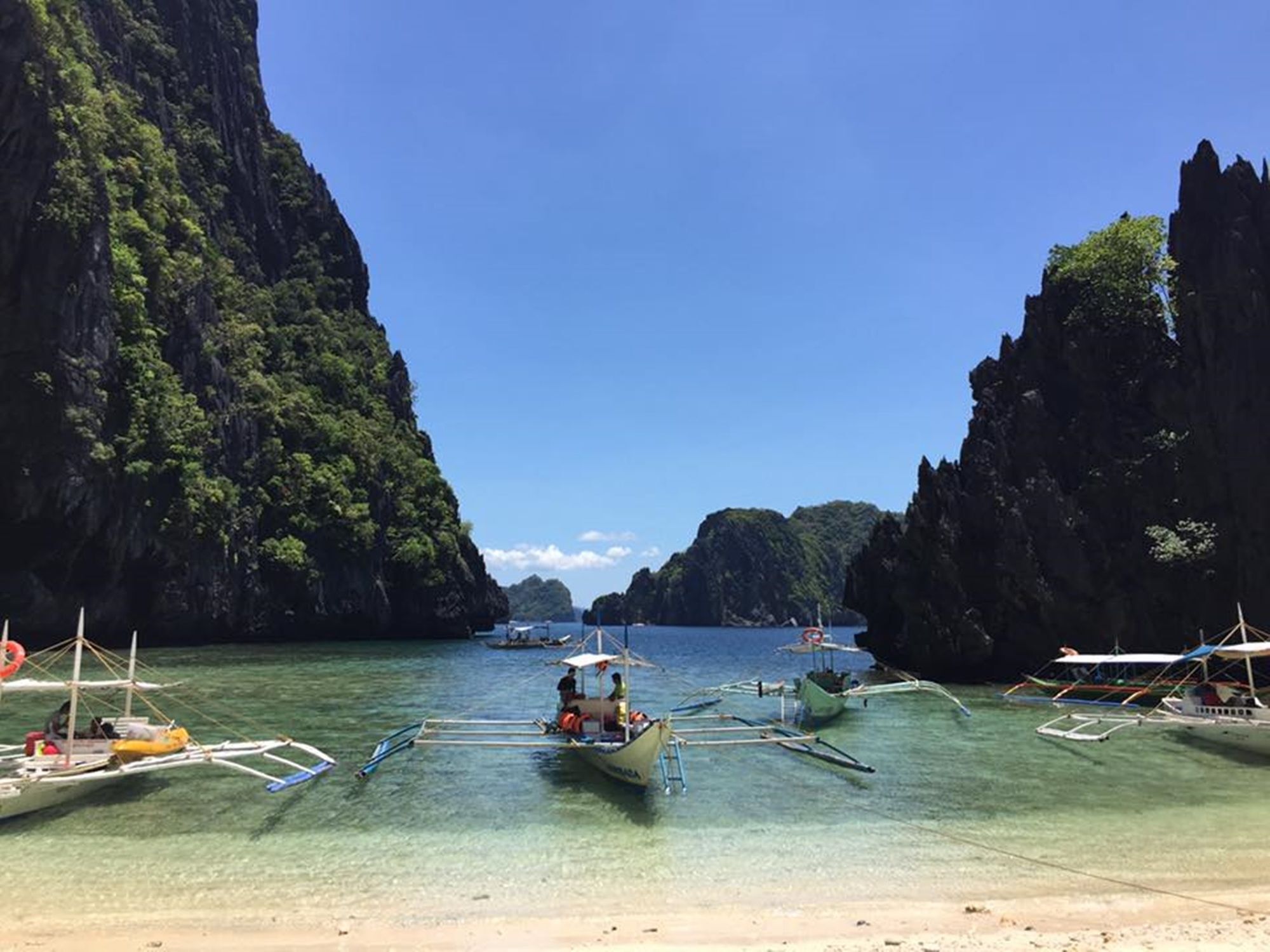 สตันนิง รีพับลิค บีช รีสอร์ต Hotel เอลนิโด ภายนอก รูปภาพ